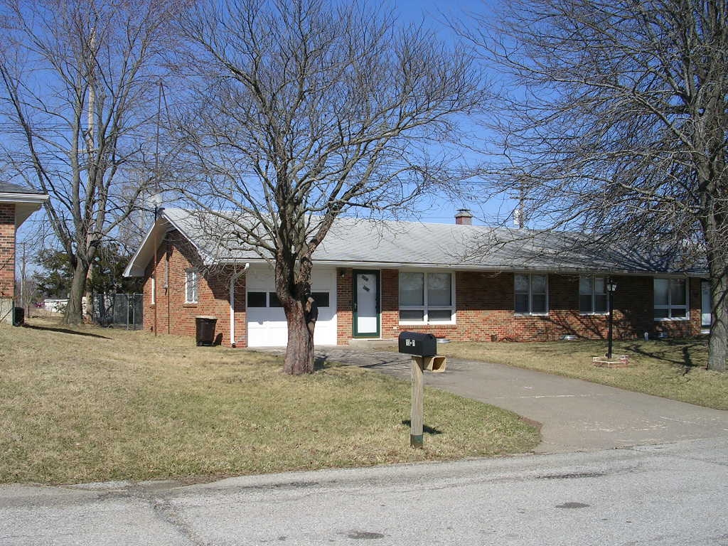13 Shannon, Kirksville, Missouri 850.00 Heritage House Rentals LLC